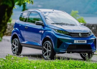 Aixam Crossover Premium saphirblau - Aixam Bayern